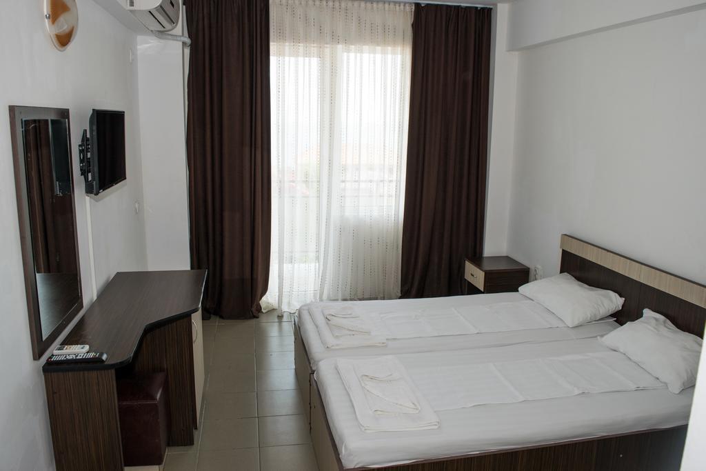 Tiberius Residence Costinesti Esterno foto